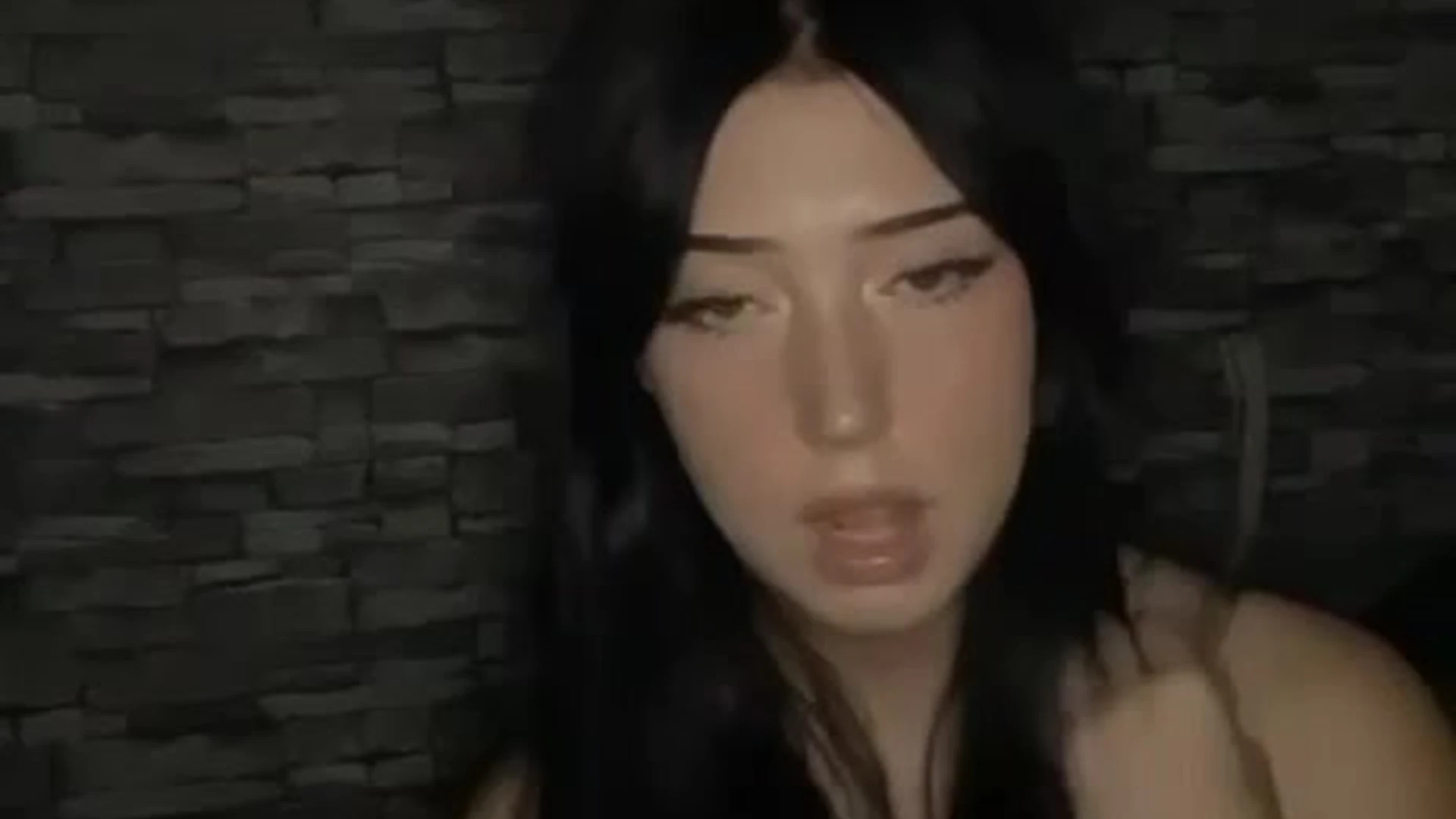 Sensational sexy caucasian Layla Dream Nude OF VIDFULL