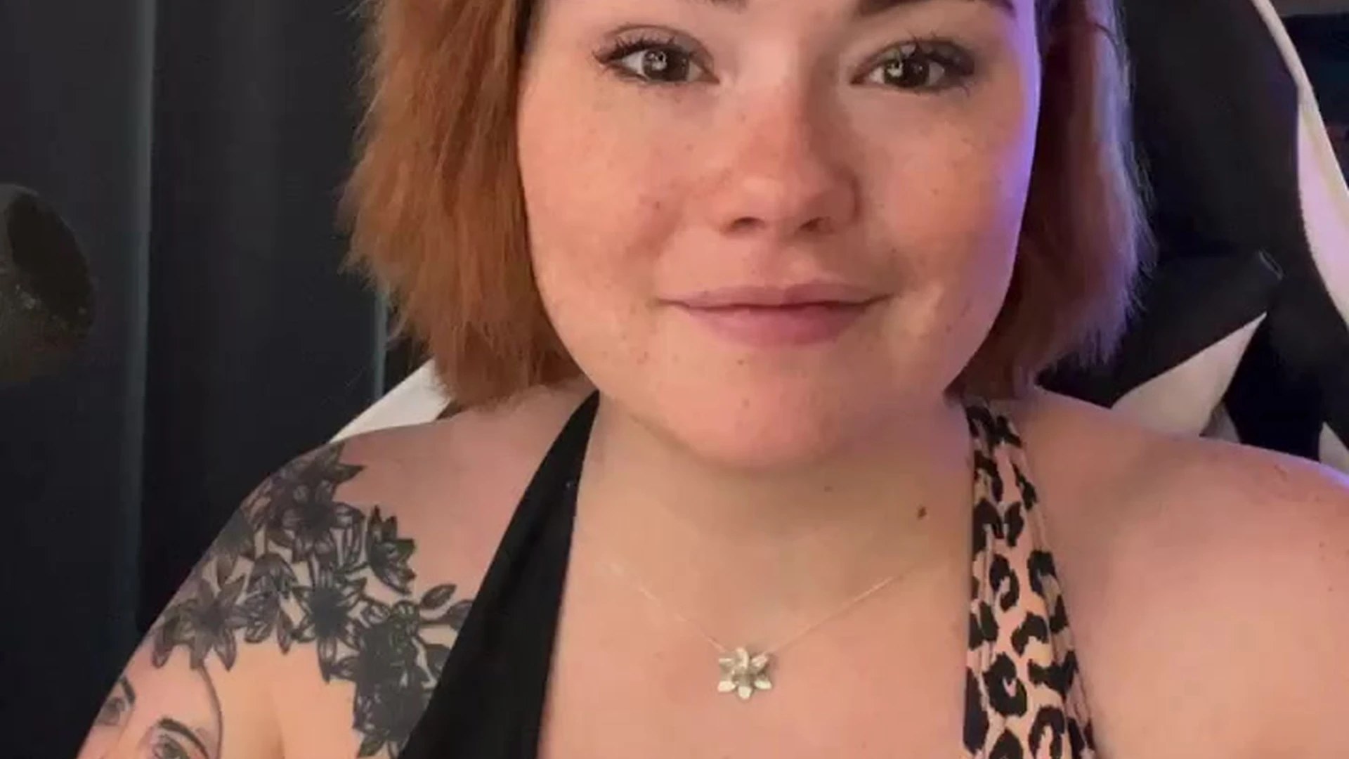 of slut Sabrina Lynn tits pic