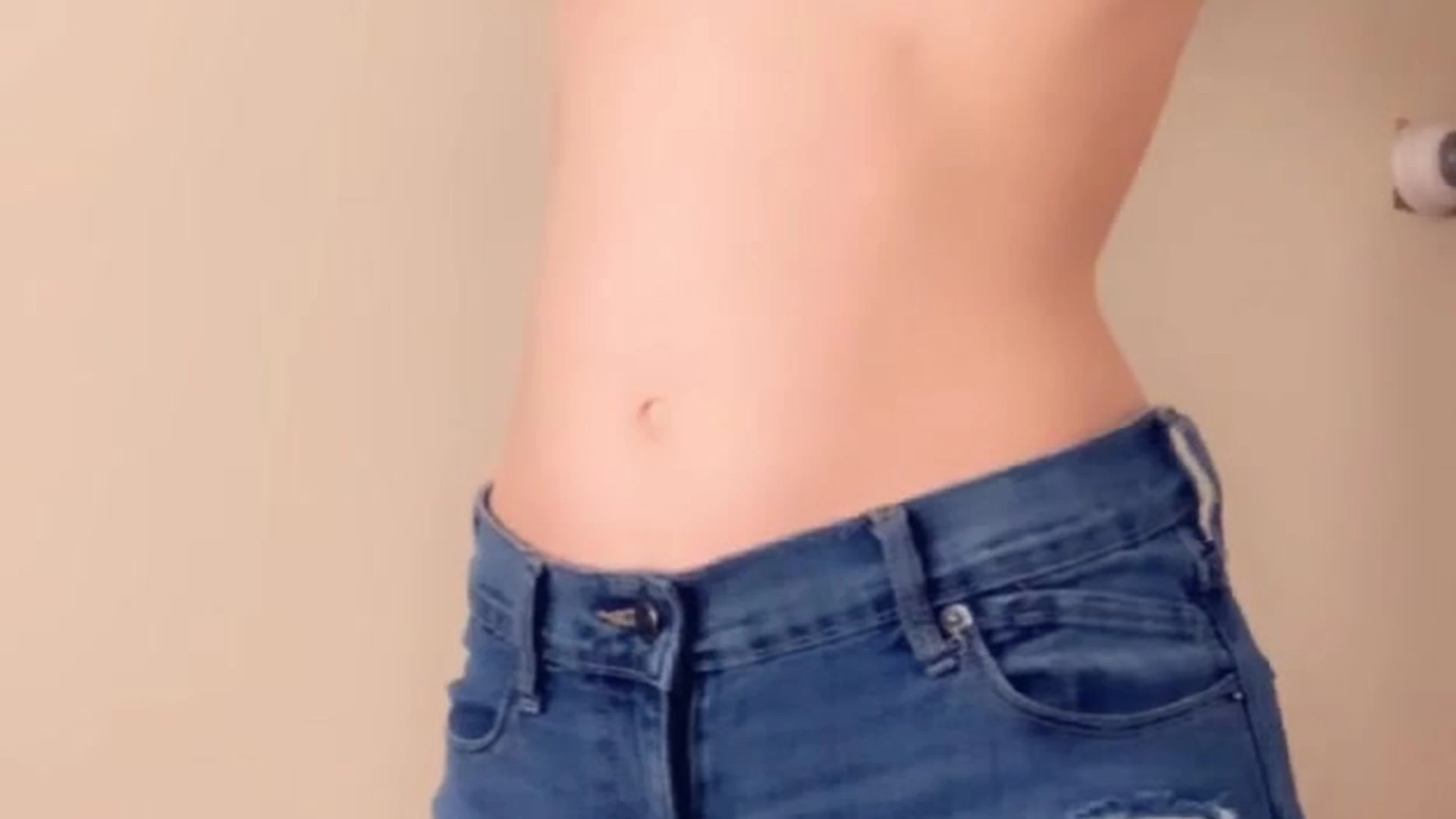 natural tits AliceOnCam of leaks Exposed