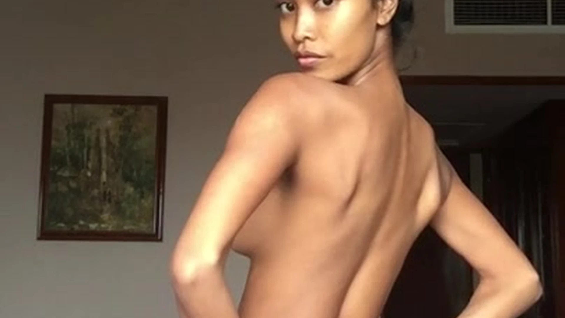 slutty hoe chocolate asian Putri Cinta l e a k e d Exposed