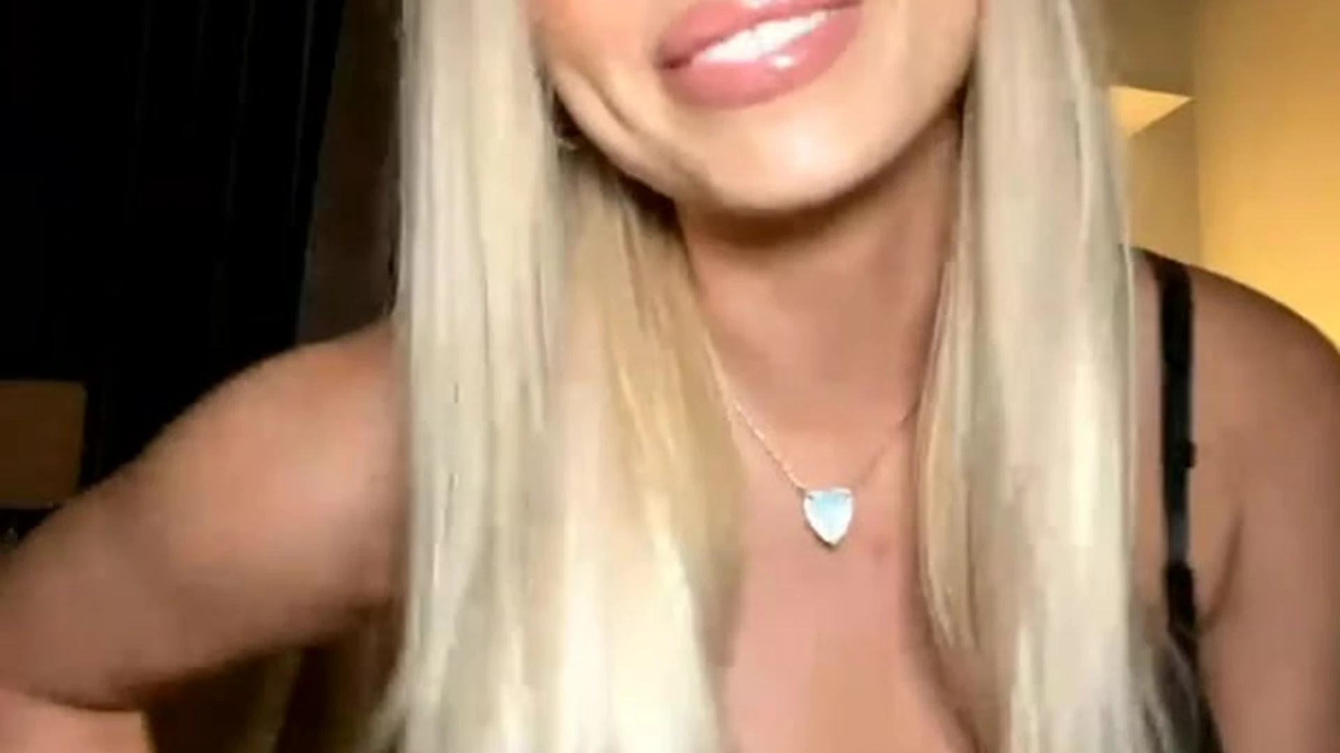 natural tits Charlotte Parkes leak Full Clip