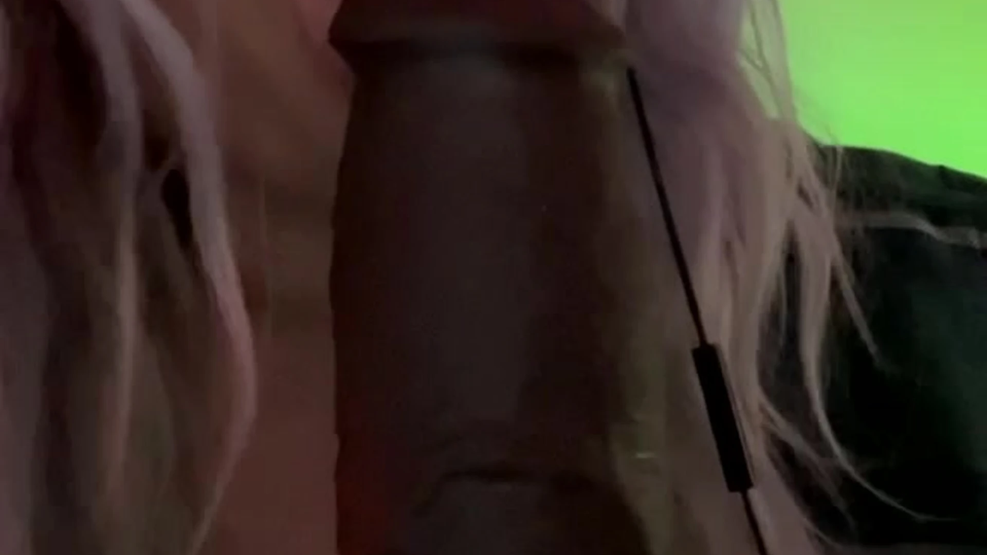 bimbo Sweating slut Whiptrax blowjob
