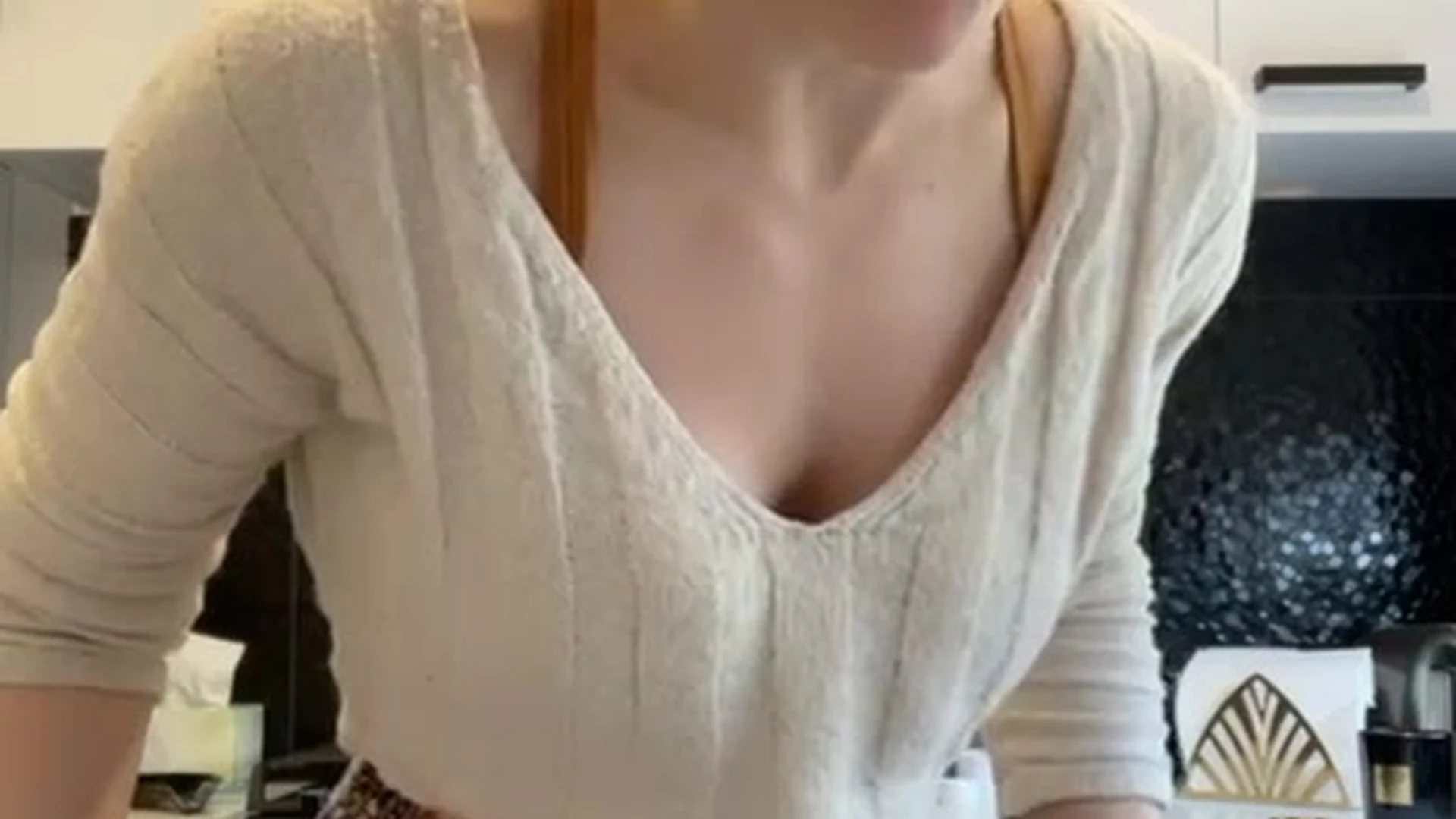 camgirl Molly Stewart nude