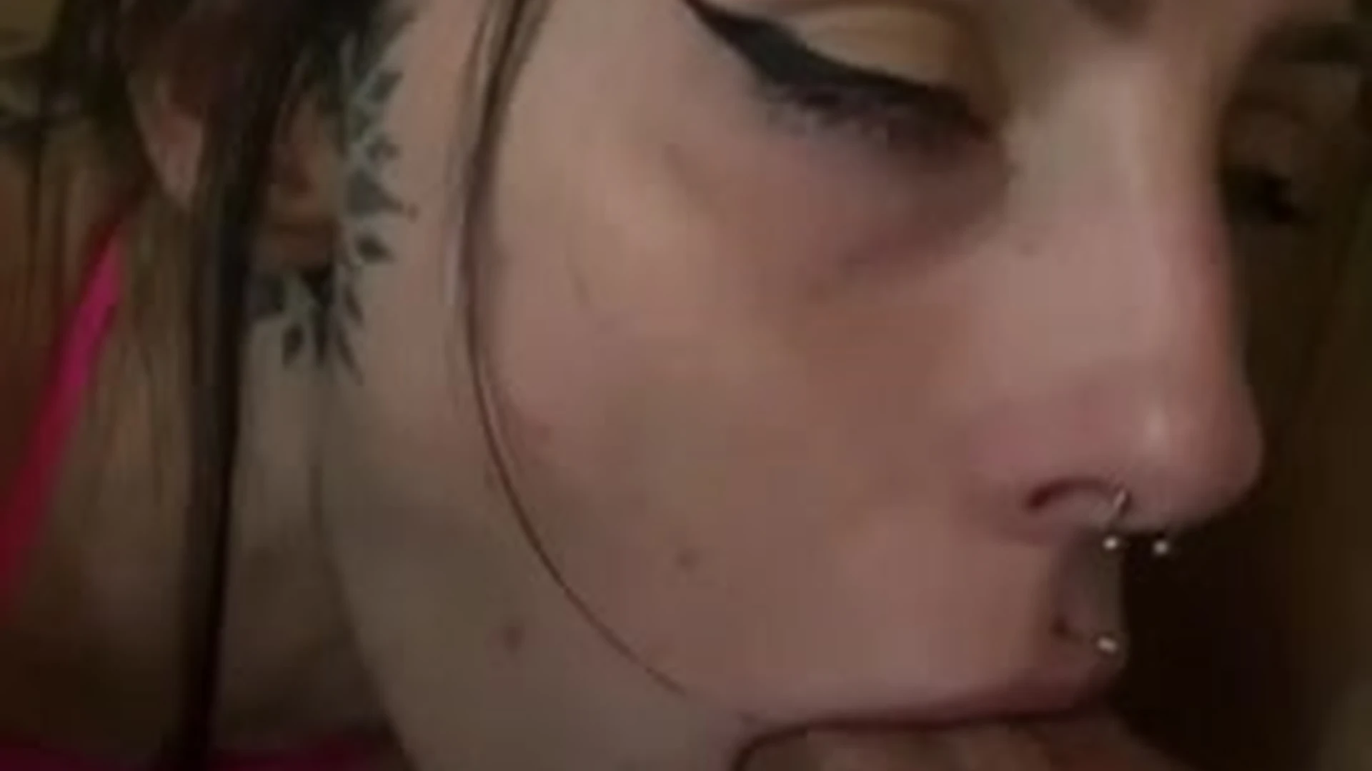 Amicable sucking slim Strawberrysquirtcake onlyfans naked
