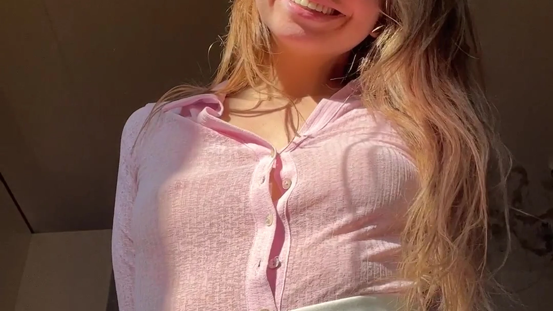 Sensational bimbo small tits Baby Riley camgirl video full