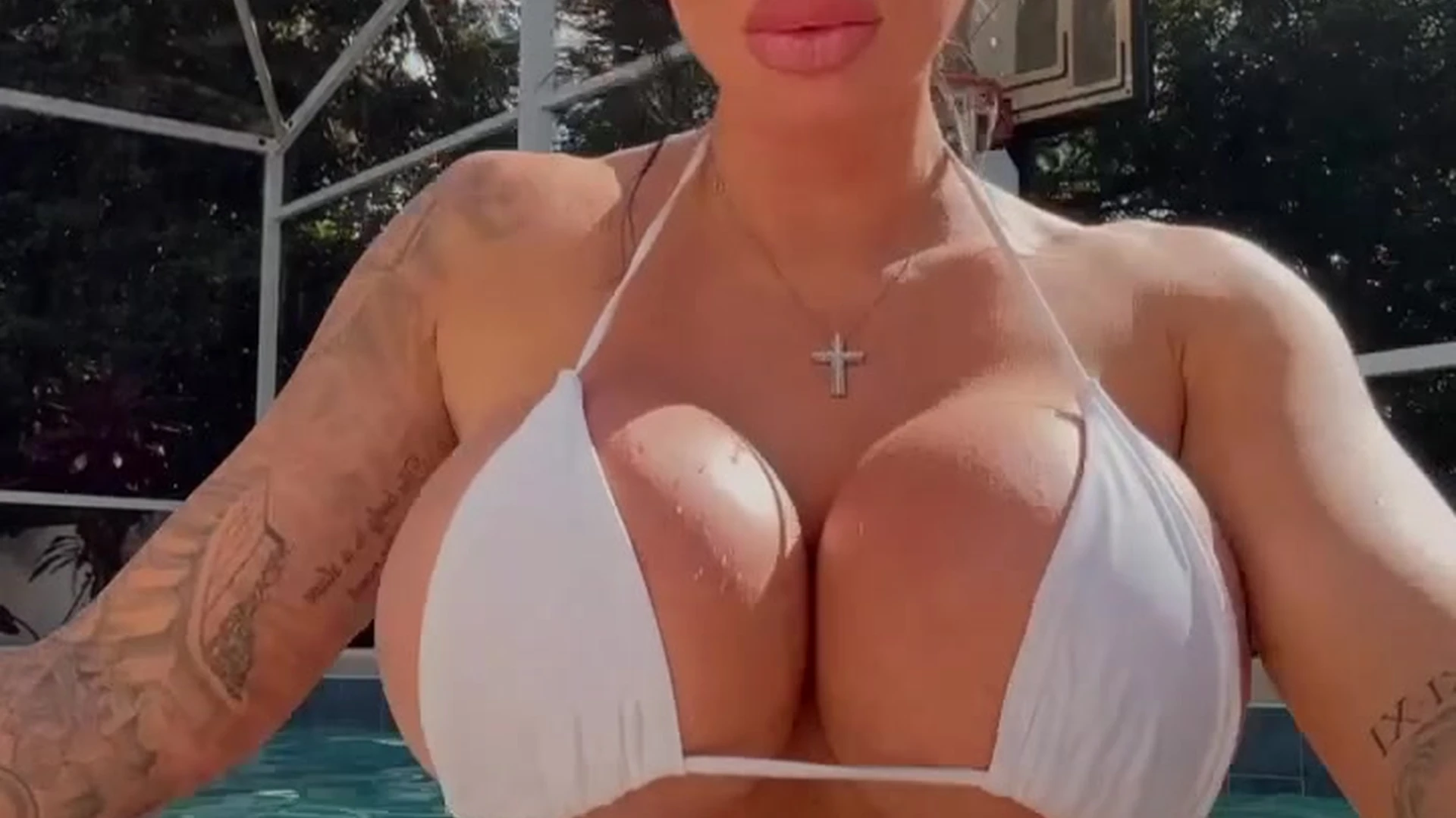 e-girl Sweating whore Lindi Nunziato Nudes leak