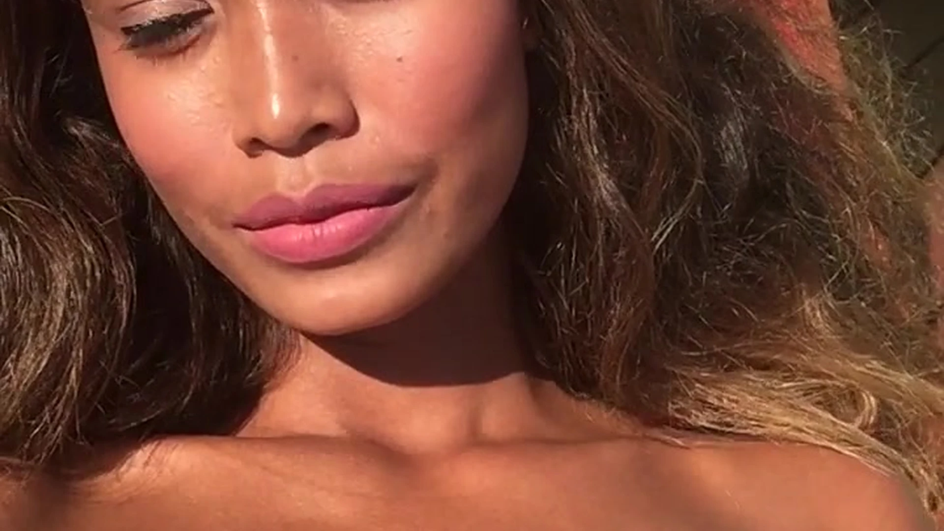 Sensational dark skin Putri Cinta onlyfans leaked