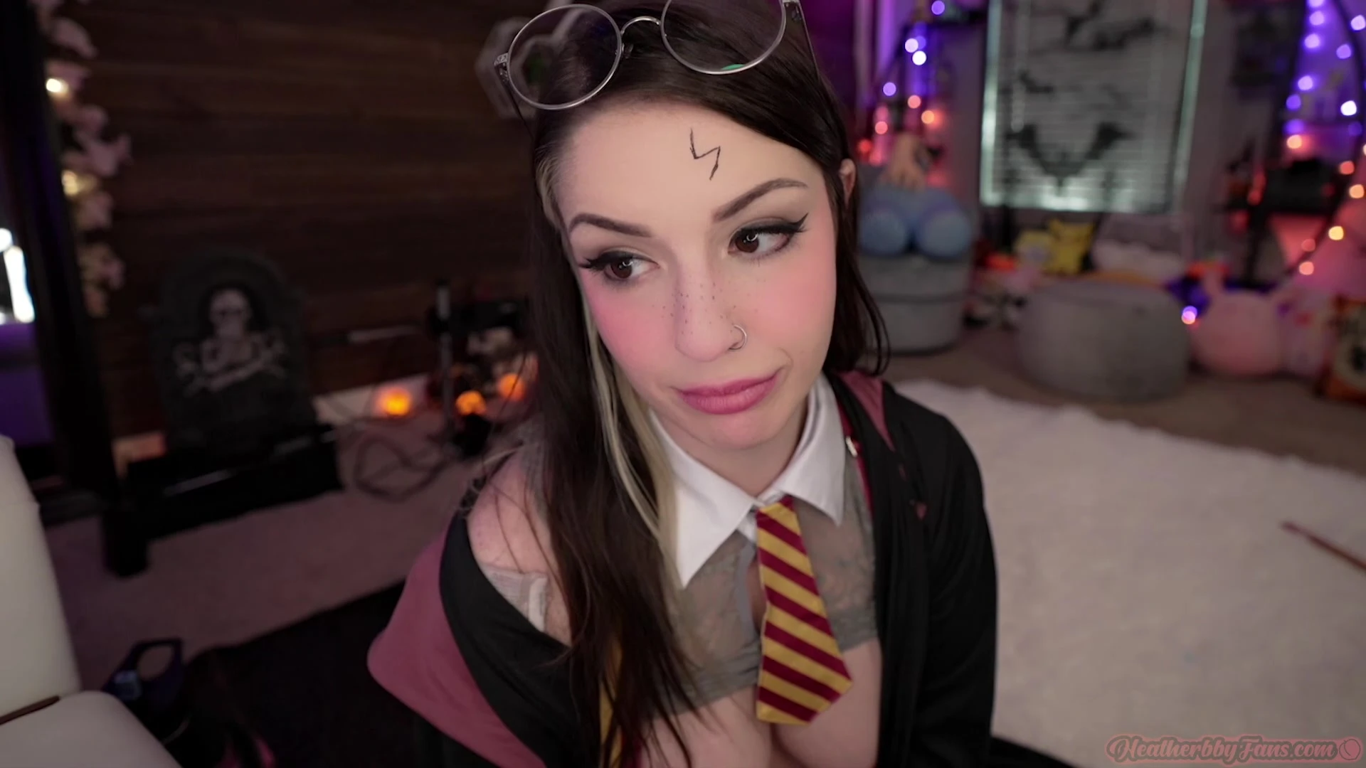 Steadfast solo Heatherbby tits Exposed