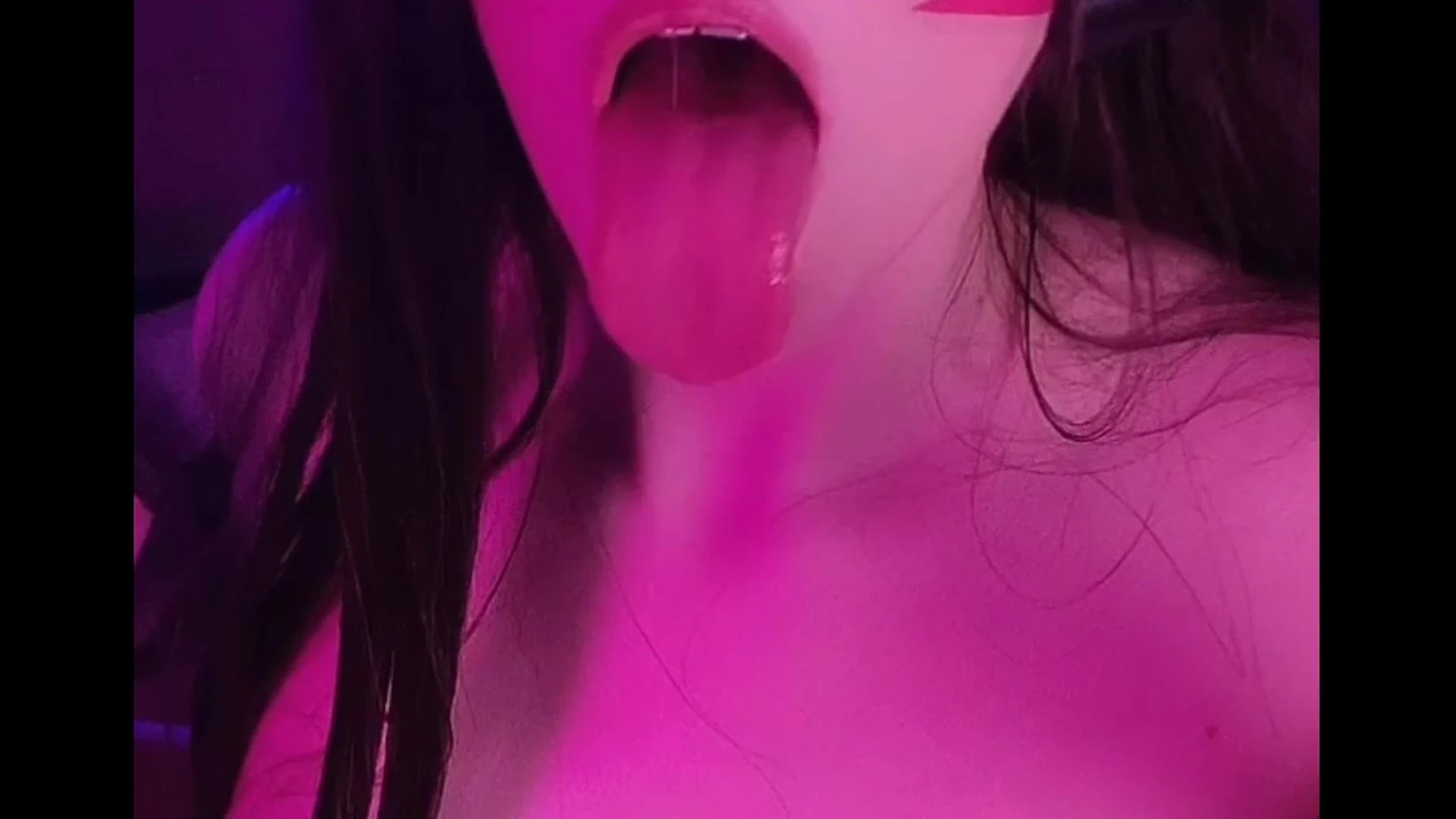 attractive streamer MollyRedWolf onlyfans leaked pics EXPOSED