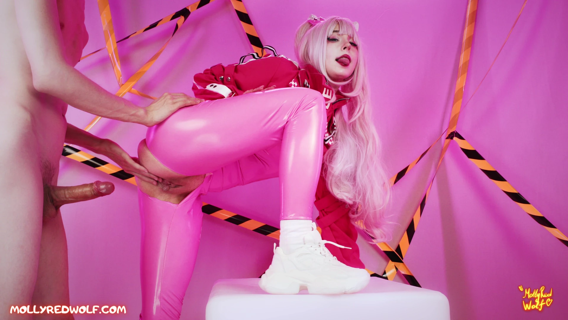 cosplayer MollyRedWolf pussy