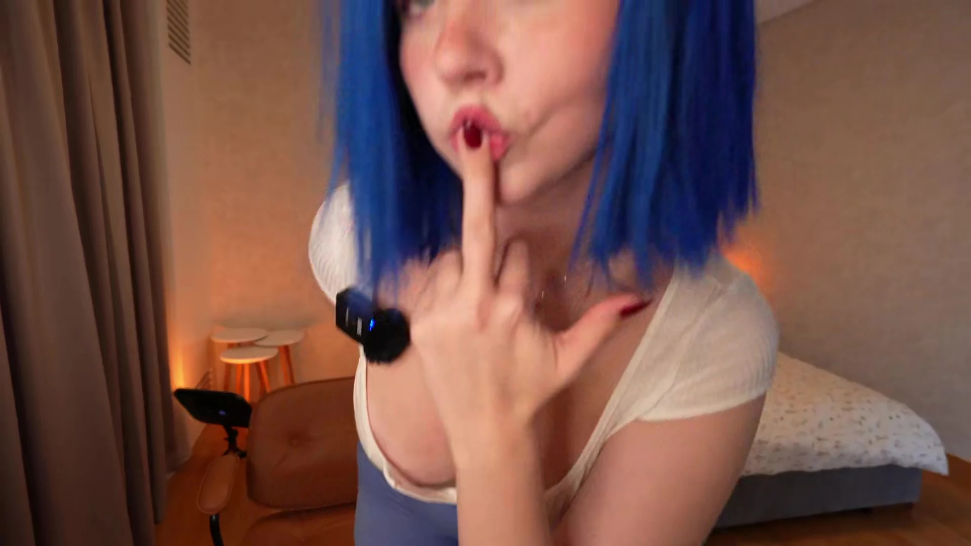 OF GIRL Dripping petite Vixenp of leaks