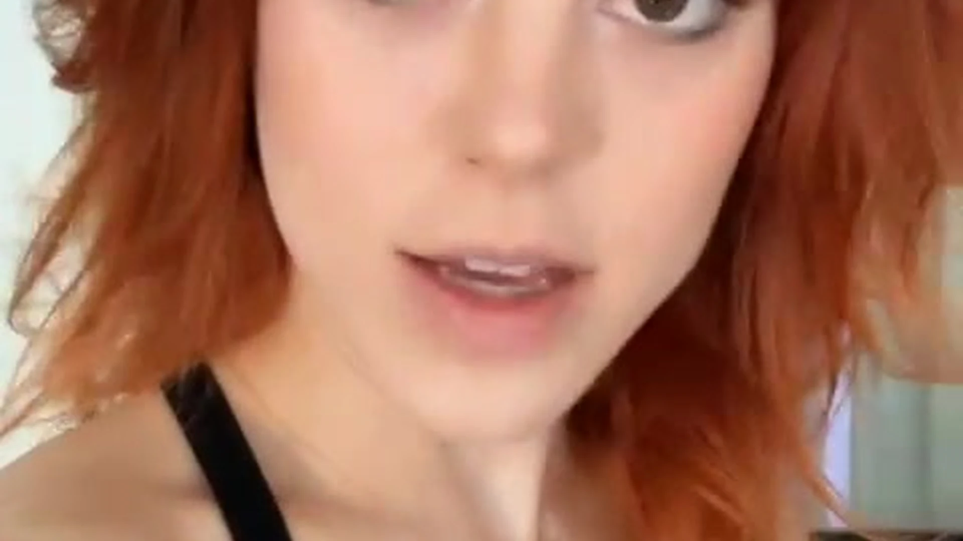 Epic camgirl Molly Stewart nude pic