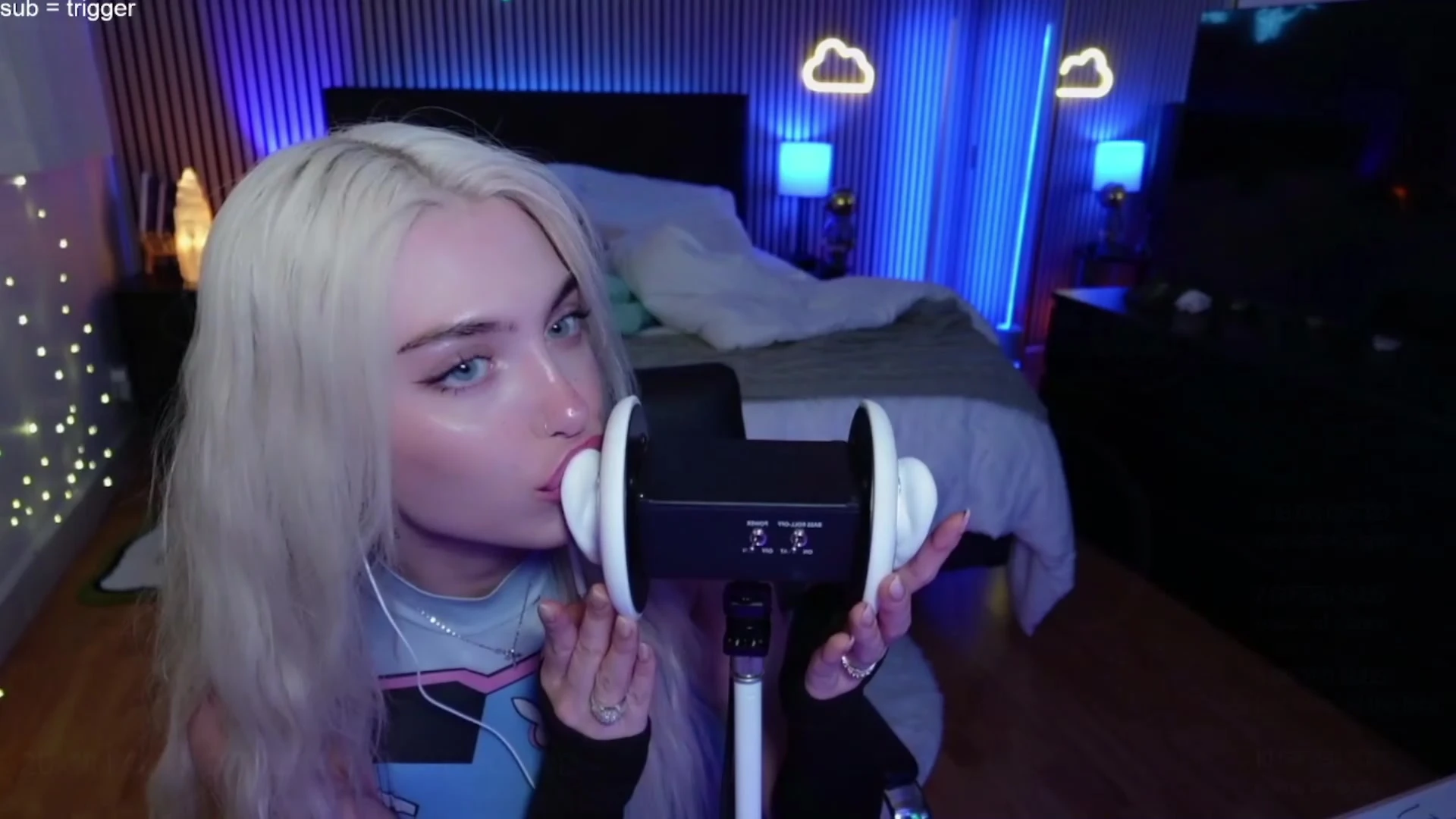 egirl sucking small tits ari baby Onlyfans Leak