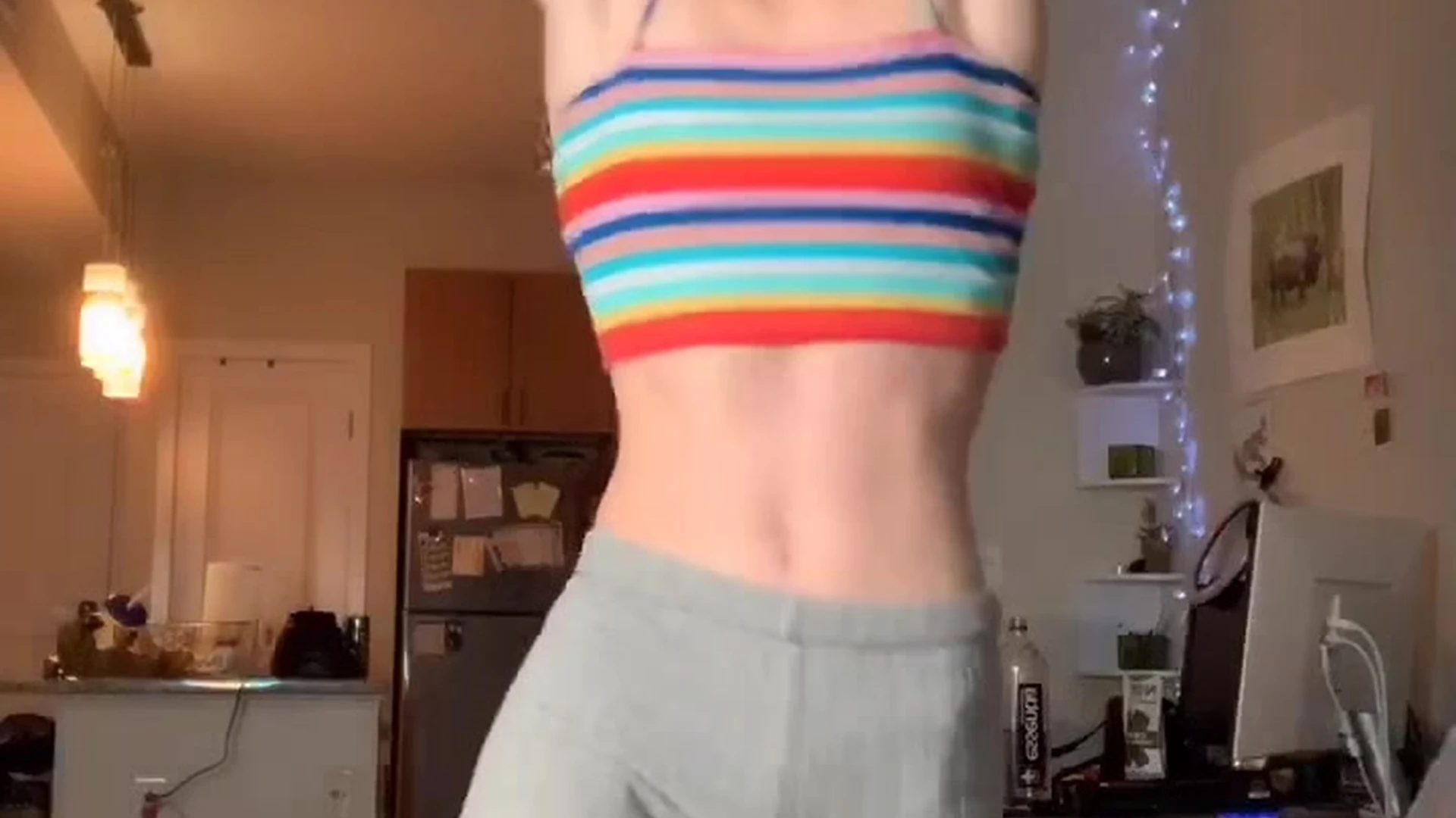 Steadfast Sweating small tits AliceOnCam pic leaks