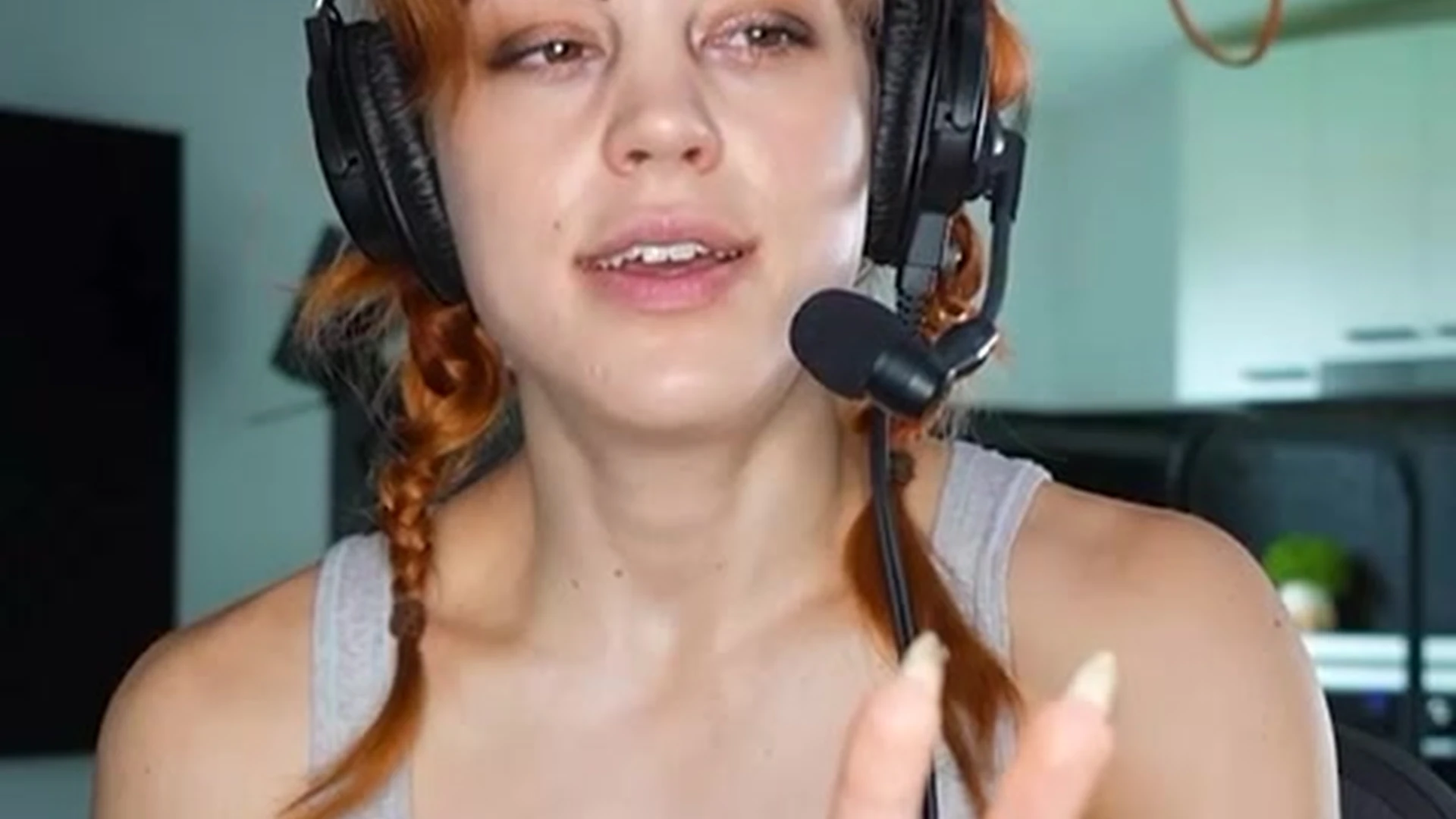 artistic white girl Molly Stewart leak pic Epic