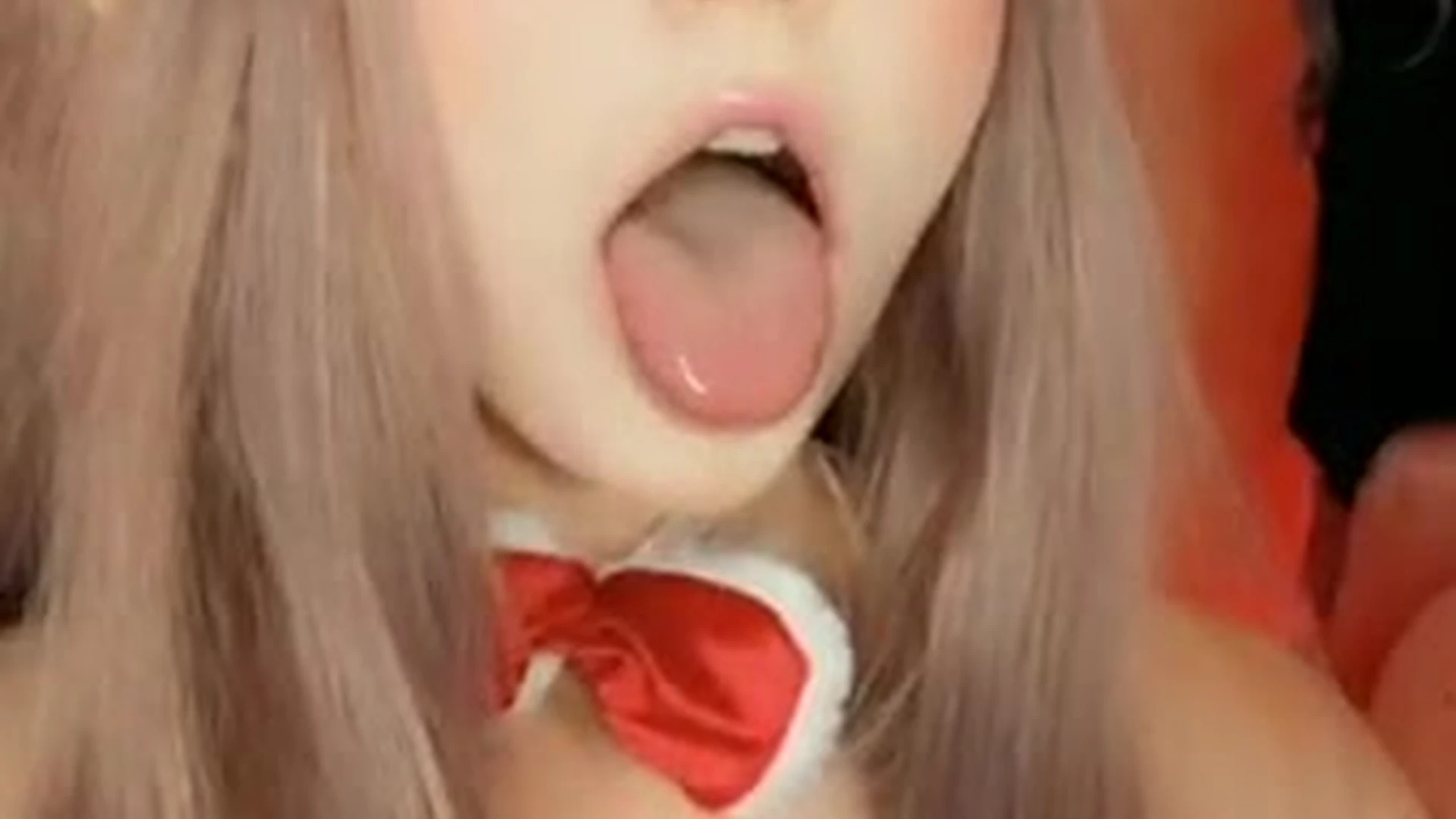 e-girl Dripping slut Strawbeariemilkk of leaks