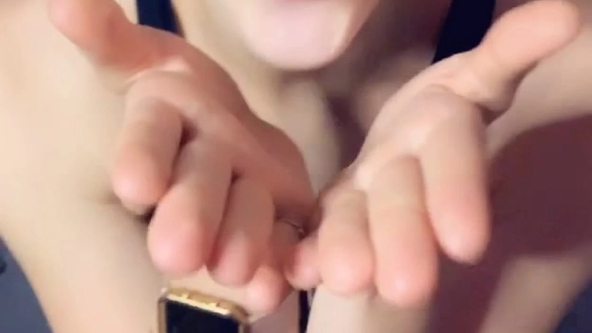 hoe Sweating small tits AliceOnCam face