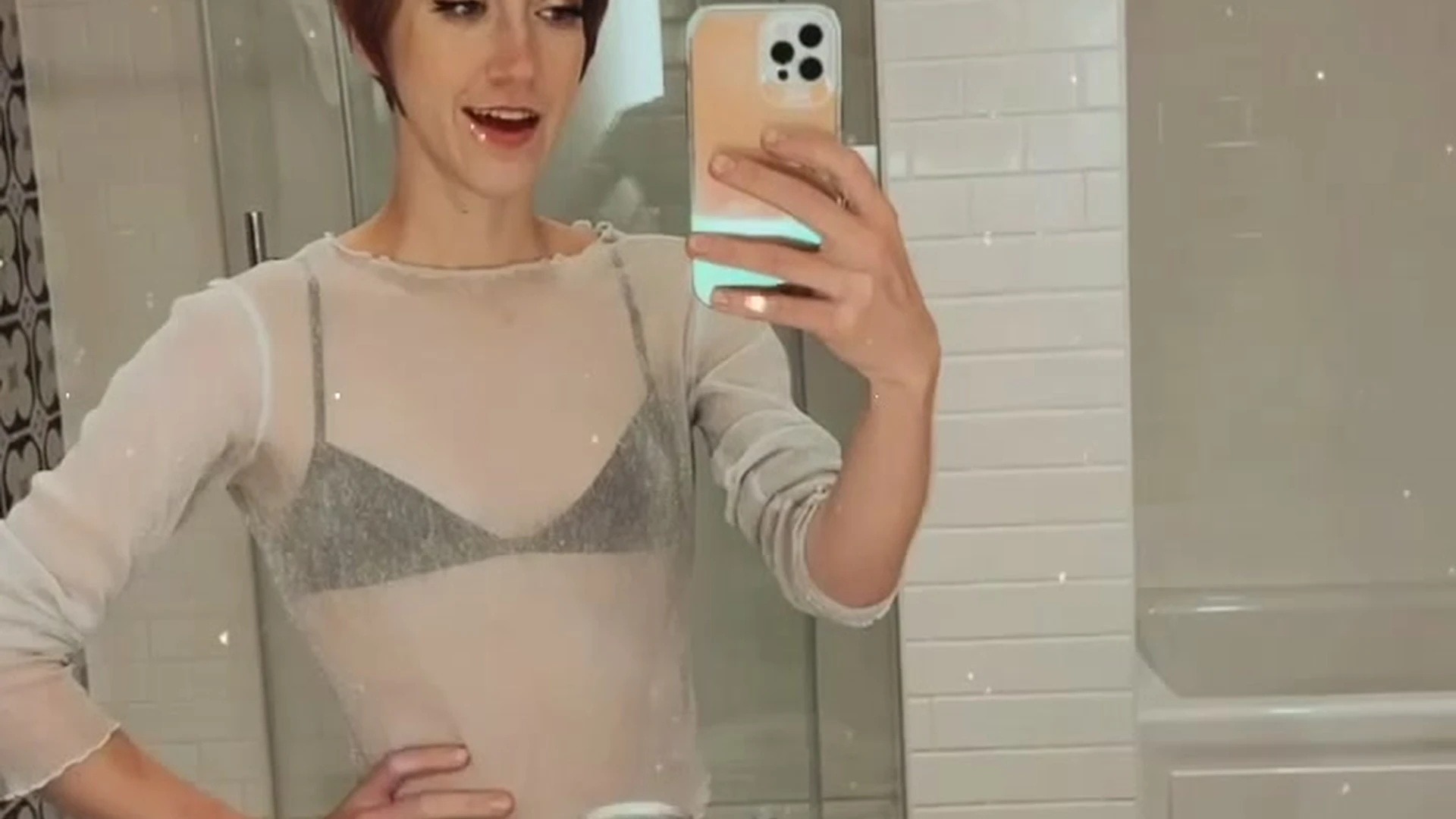 small tits AliceOnCam Porn
