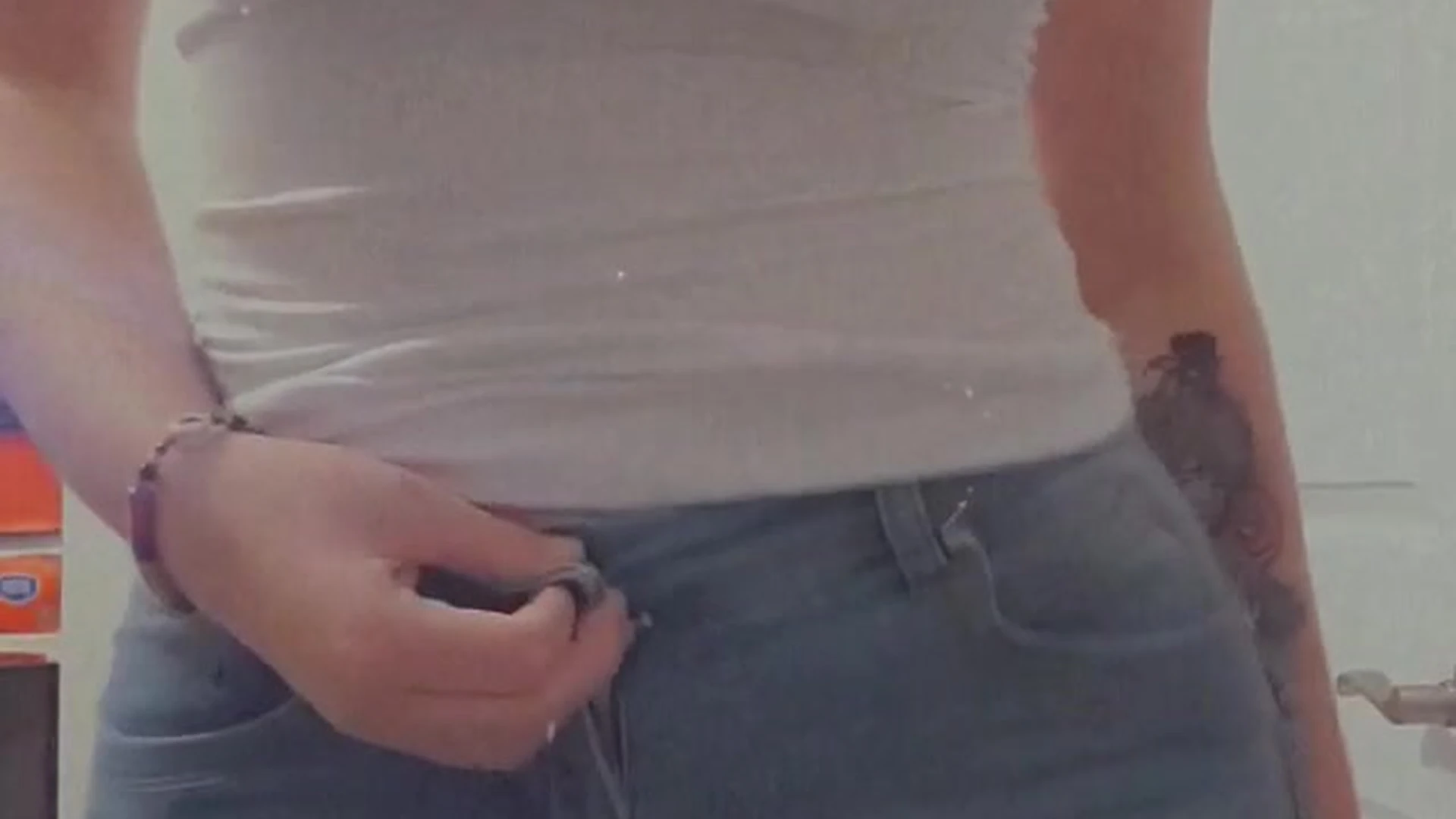 attractive white Abigaiil Morris leaked