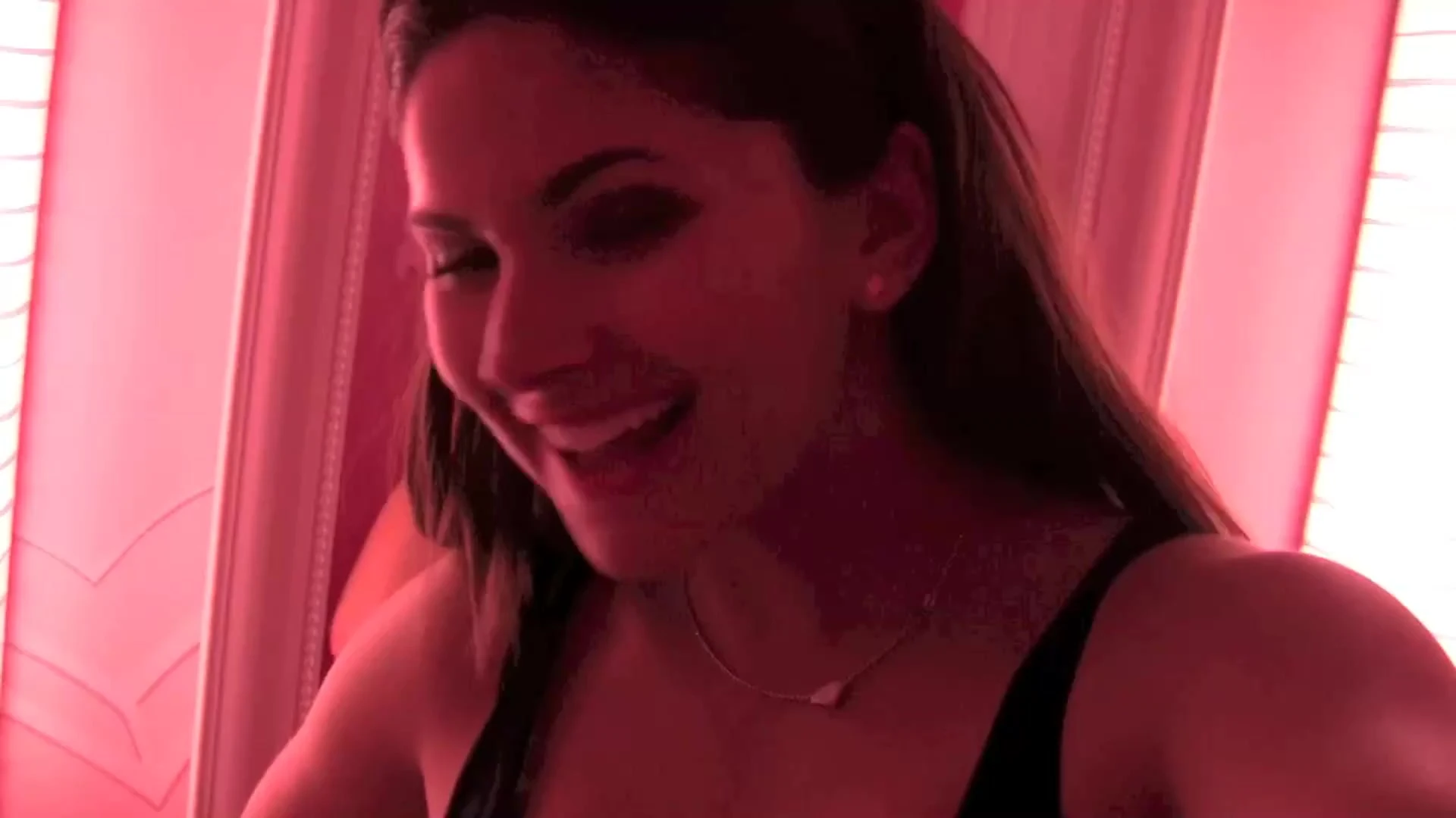 Exposed pornstar Petite Aspen Rae leaked sextape