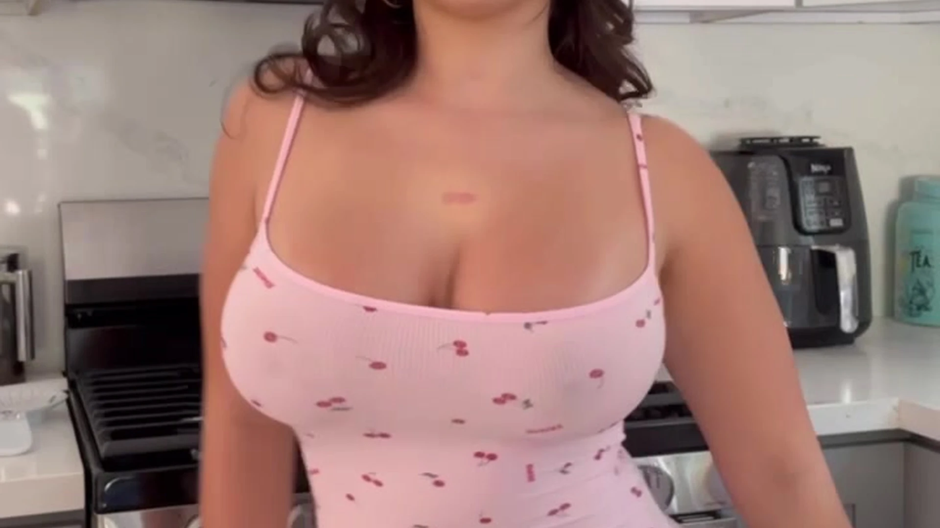 Belgian Salome Munoz nude Clip