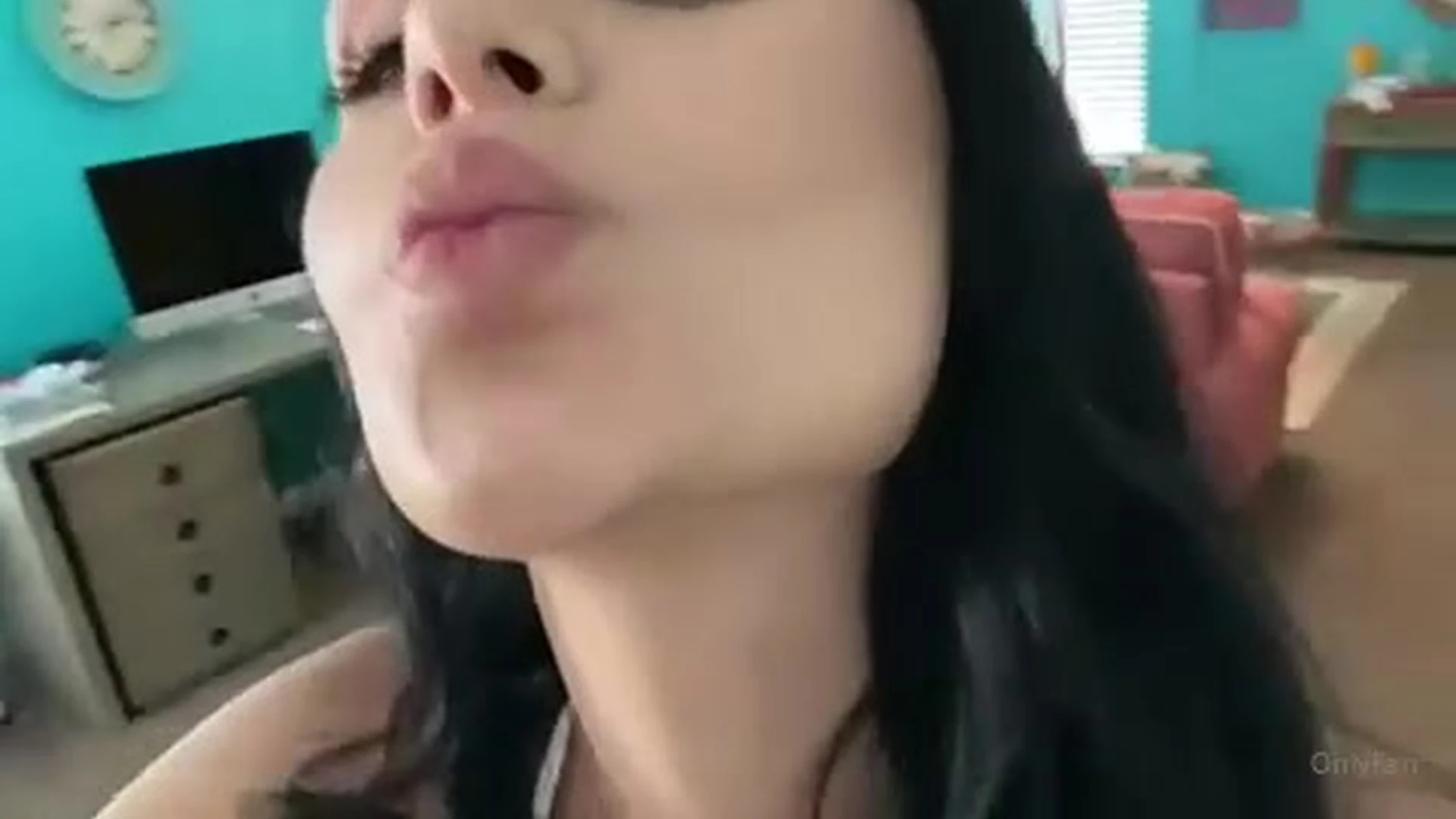 slim Ariana Marie nude