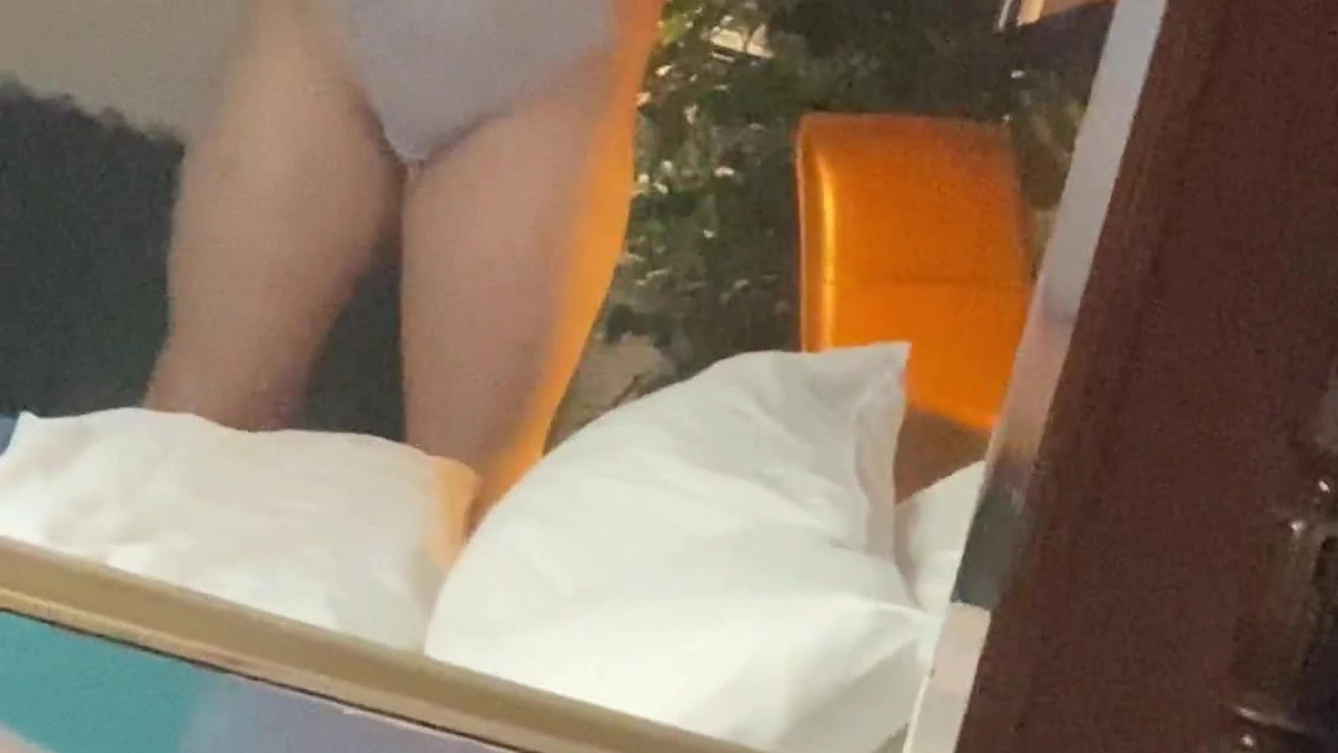 Exposed blonde Cheryl Blossom camrip